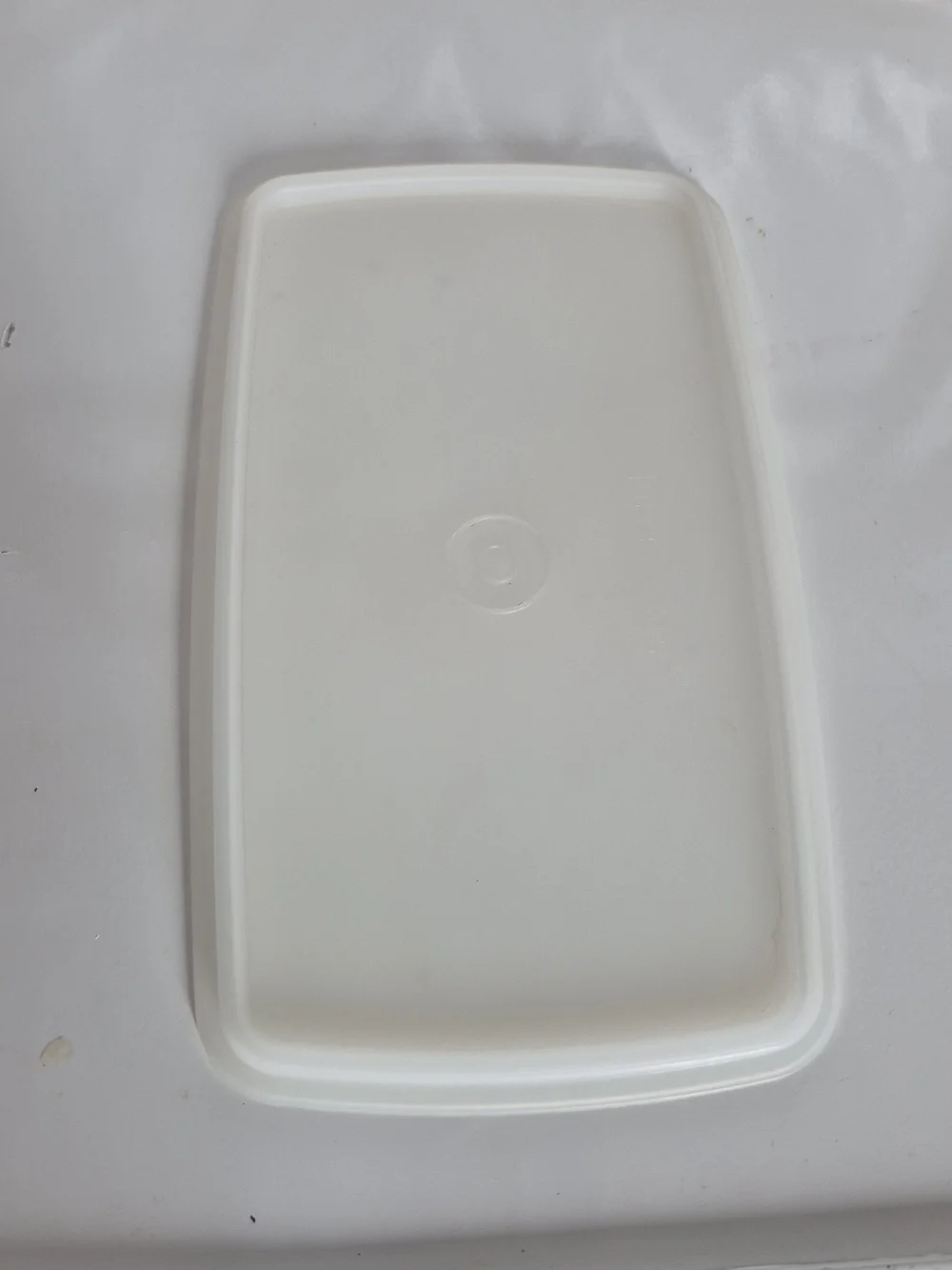 Tupperware Replacemnet Rectangler Lid